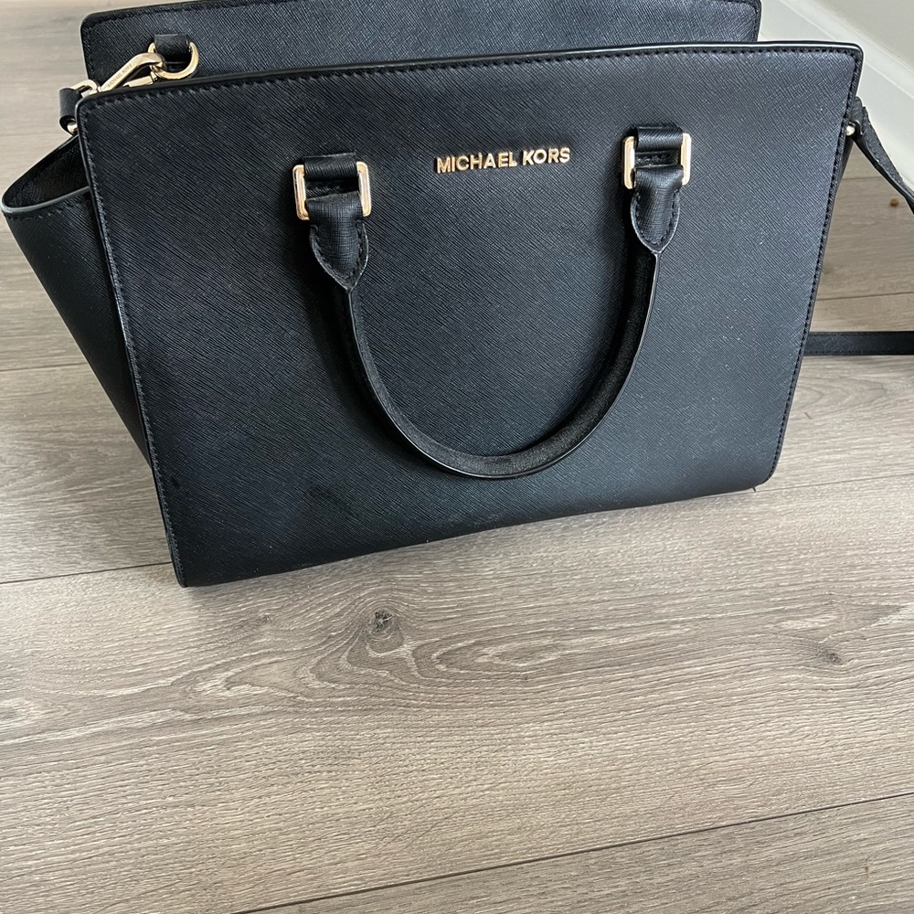 Michael Kors Black Saffiano Leather Purse/Crossbody